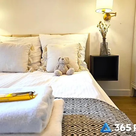 365pam - Harmonia W Summer Lofts